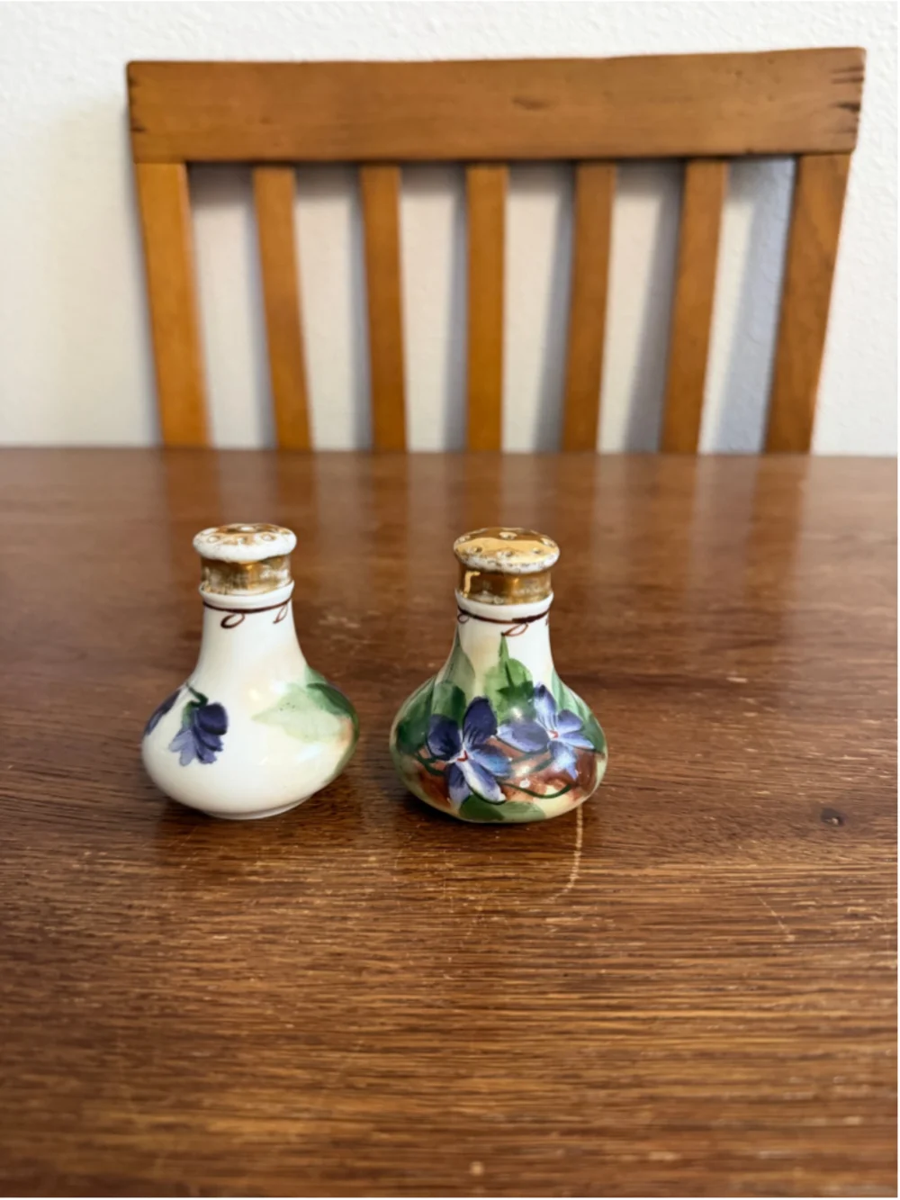 Vintage Bavaria Hand Painted Porcelain Salt & Pepper Shakers Purple Floral Gold